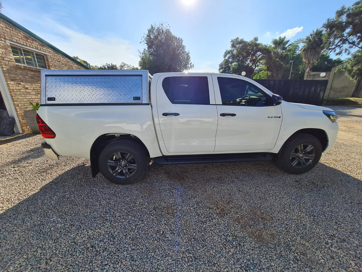 Bushtech Fleet Series Aluminium Canopy Hilux 2016 to Present - image 8