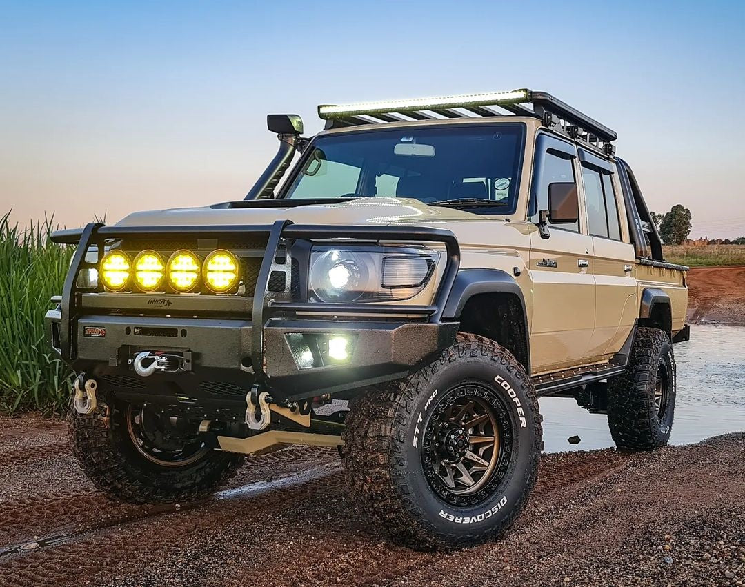 ONCA RFX LD Type Bull Bar for 76, 78 and 79 Series - image 3