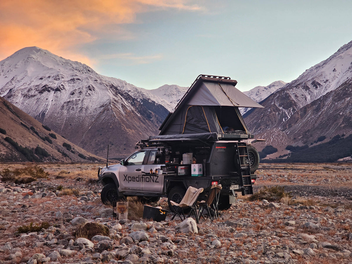 Quick Pitch Hard Shell Roof Tent From South Africa - image 3