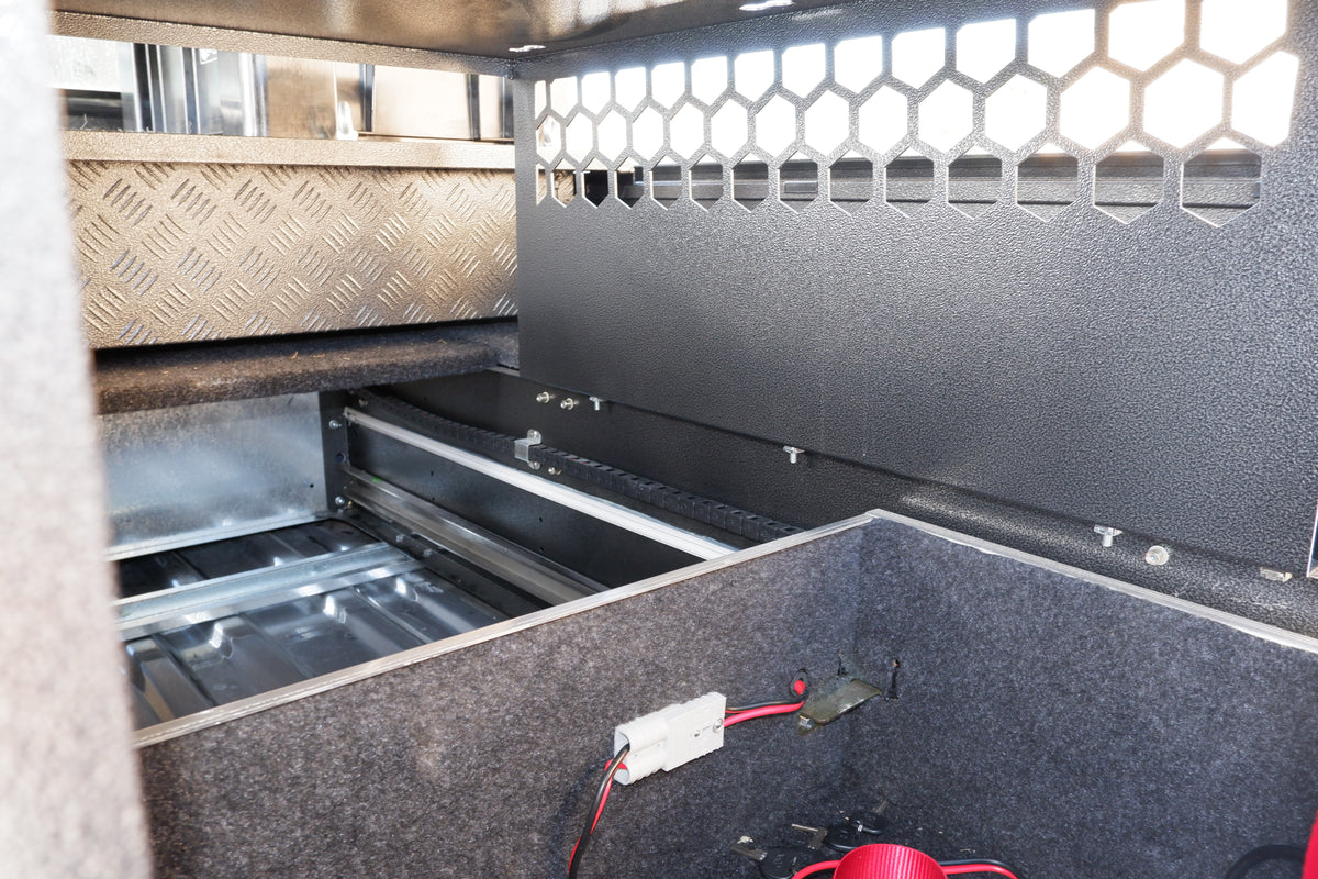 Bushtech Drawers with Powered Fridge drawer and 55l Water Tank - image 5