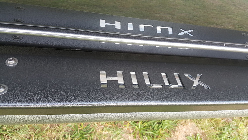 ONCA Rock Sliders - Hilux - image 3